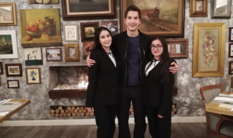 Con nosotros los actores de la nueva versión de Amar y Vivir …